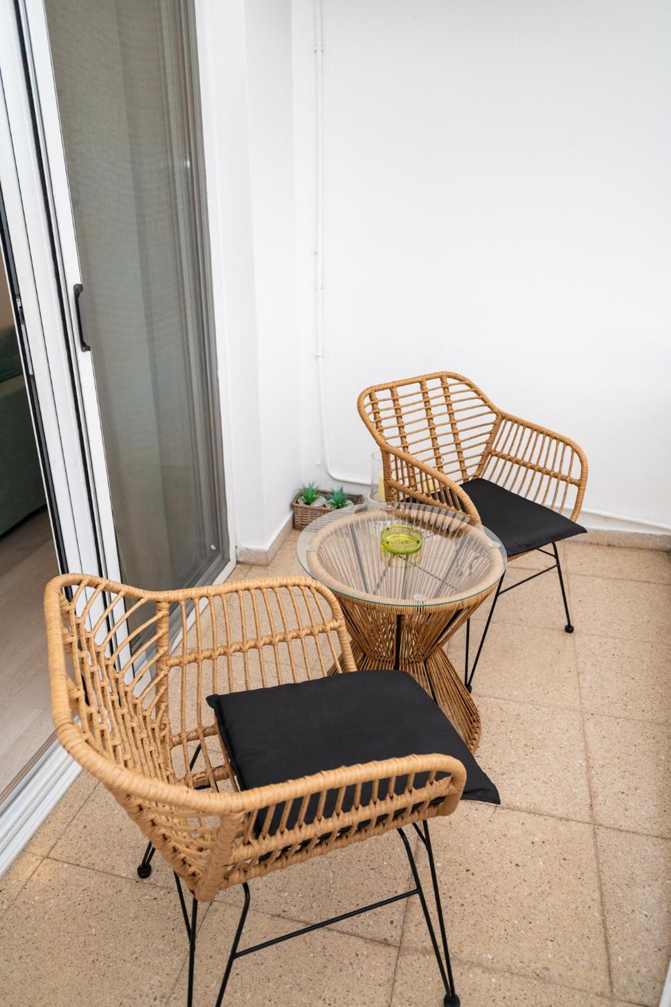 Lazuli Sea View Beachfront Ap 21 Larnaca Ngoại thất bức ảnh