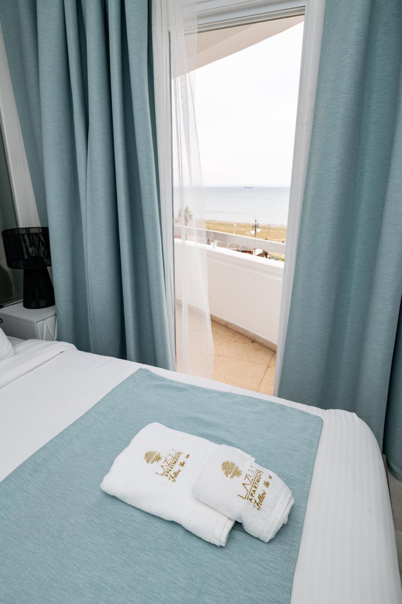 Lazuli Sea View Beachfront Ap 21 Larnaca Ngoại thất bức ảnh
