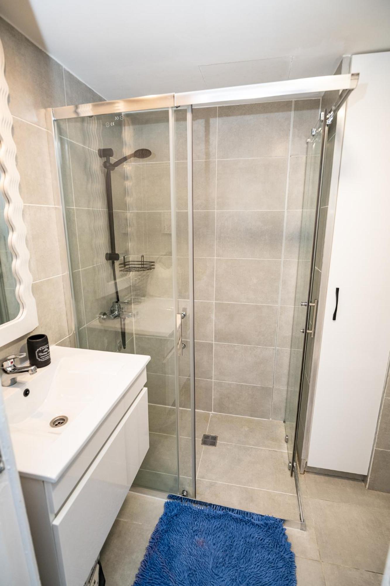 Lazuli Sea View Beachfront Ap 21 Larnaca Ngoại thất bức ảnh