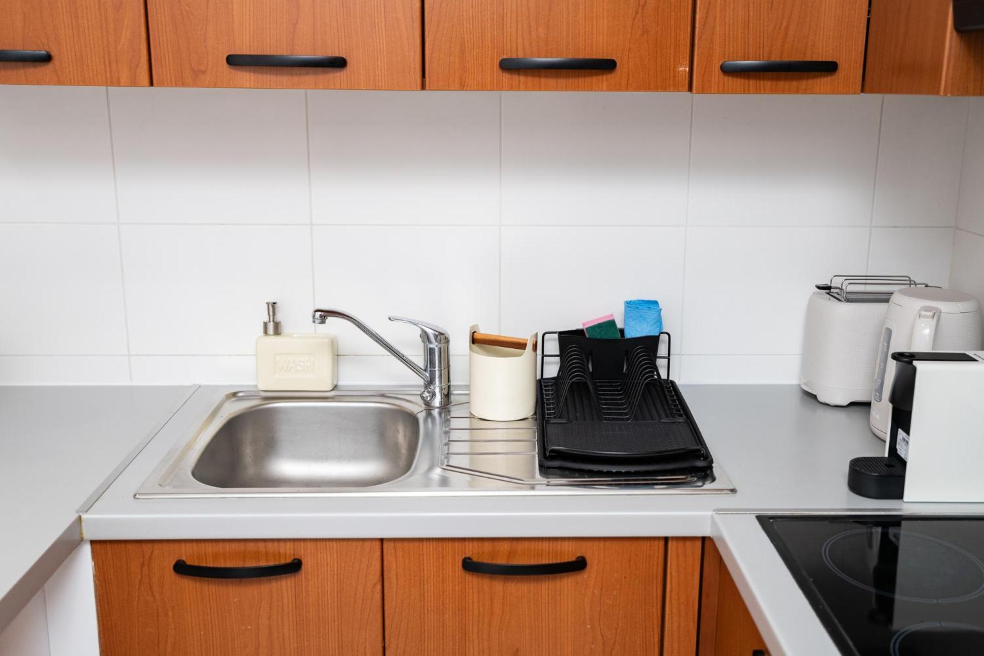 Lazuli Sea View Beachfront Ap 21 Larnaca Ngoại thất bức ảnh