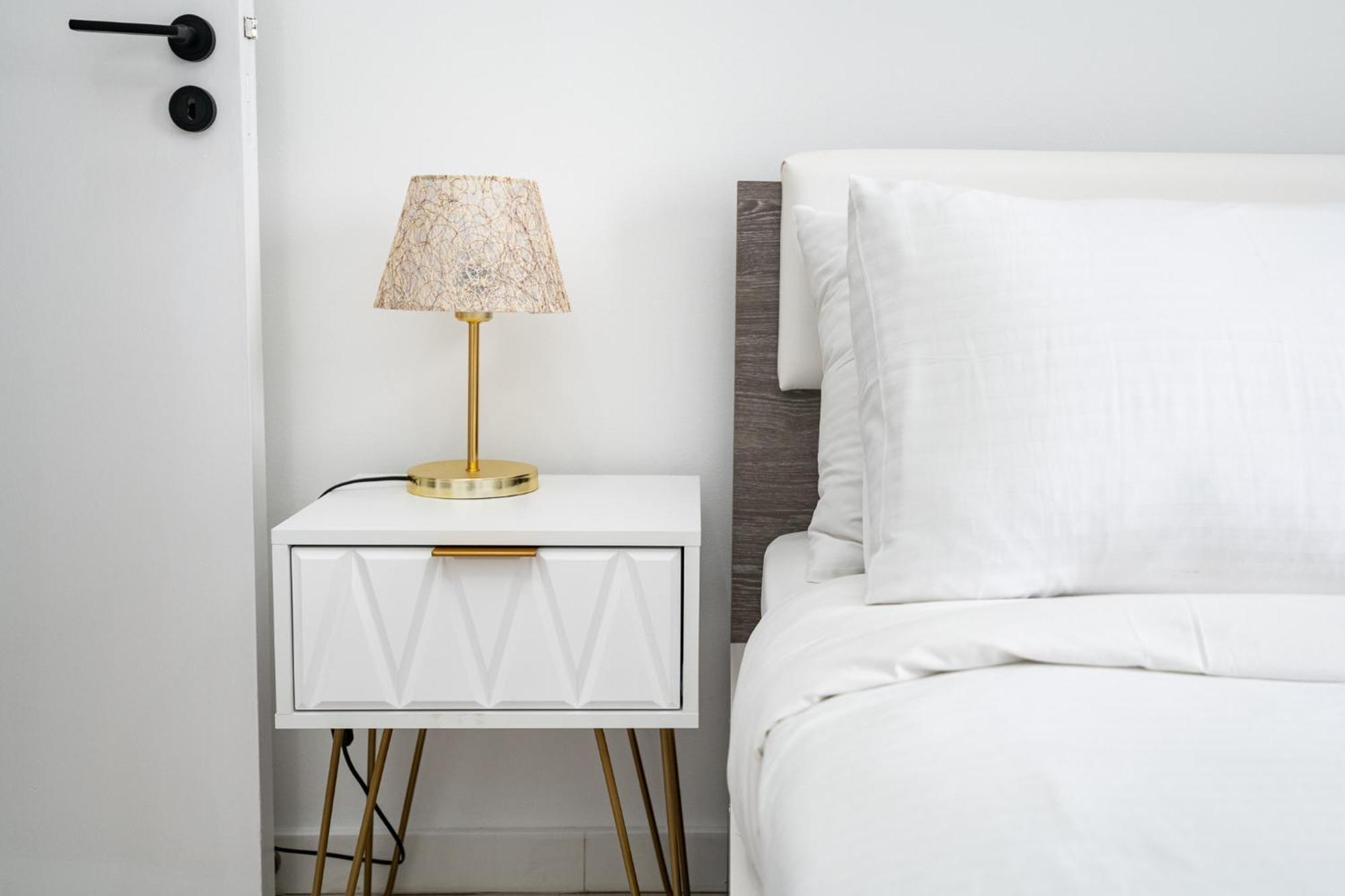 Lazuli Sea View Beachfront Ap 21 Larnaca Ngoại thất bức ảnh