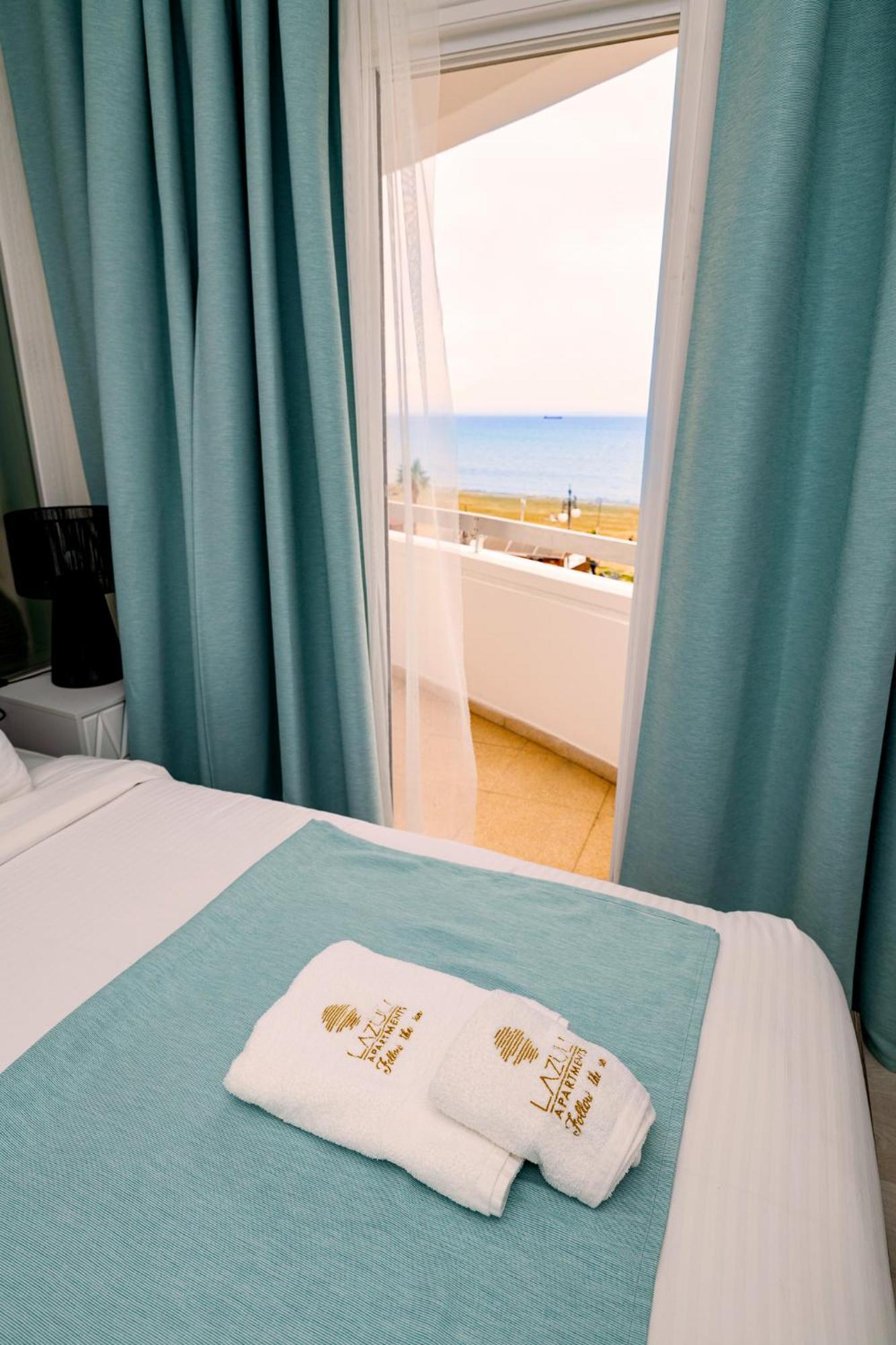 Lazuli Sea View Beachfront Ap 21 Larnaca Ngoại thất bức ảnh