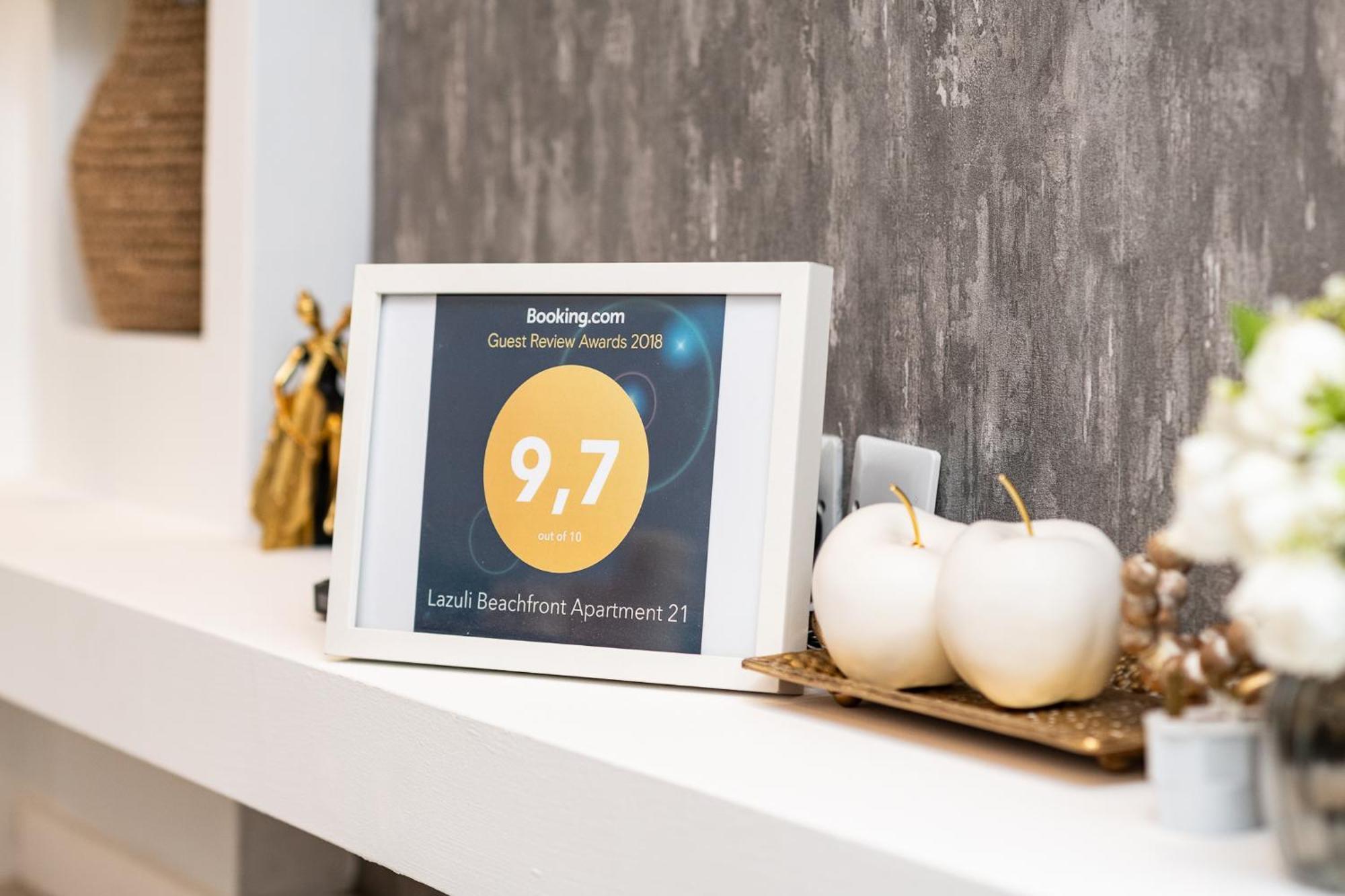Lazuli Sea View Beachfront Ap 21 Larnaca Ngoại thất bức ảnh