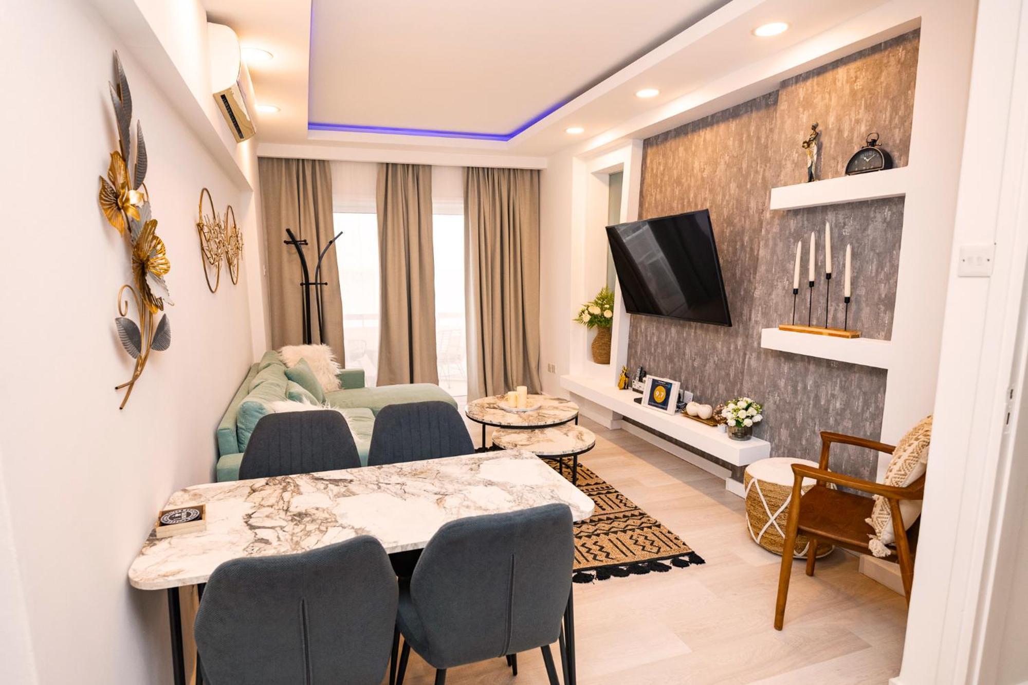 Lazuli Sea View Beachfront Ap 21 Larnaca Ngoại thất bức ảnh