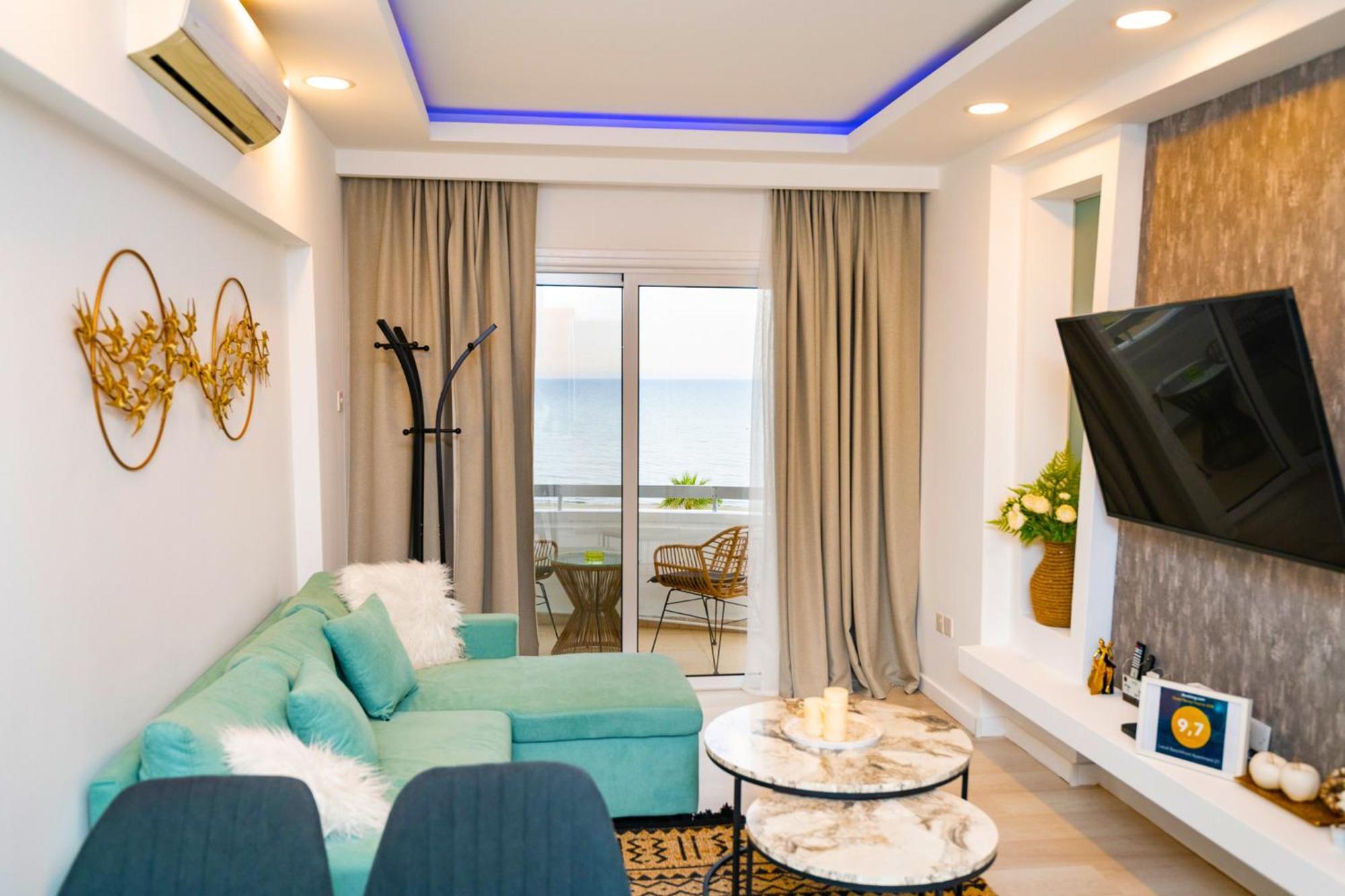 Lazuli Sea View Beachfront Ap 21 Larnaca Ngoại thất bức ảnh