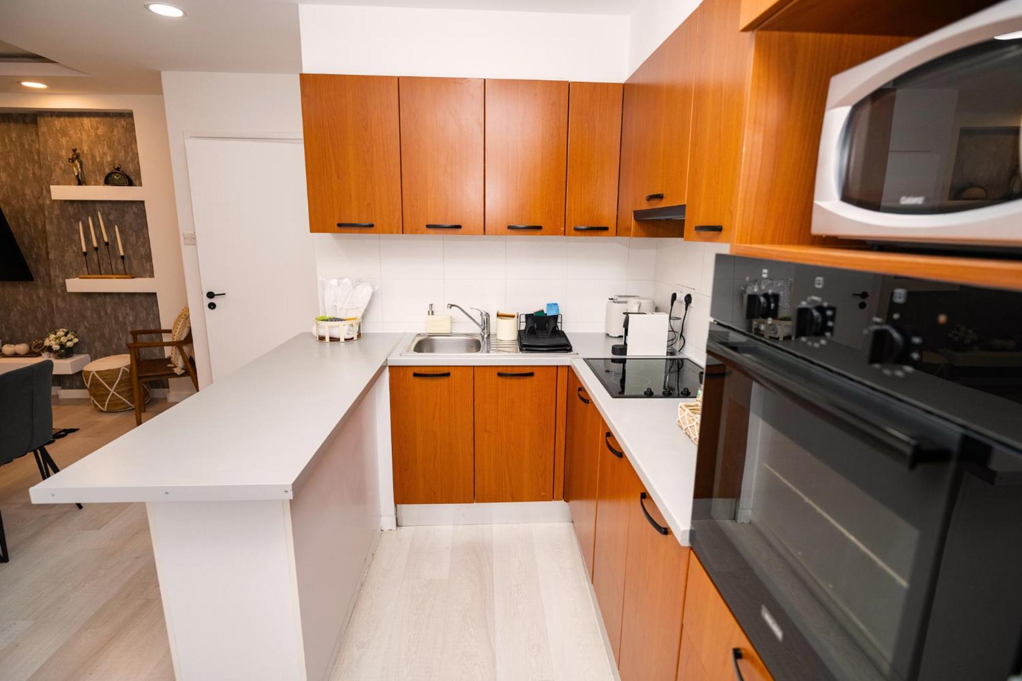 Lazuli Sea View Beachfront Ap 21 Larnaca Ngoại thất bức ảnh